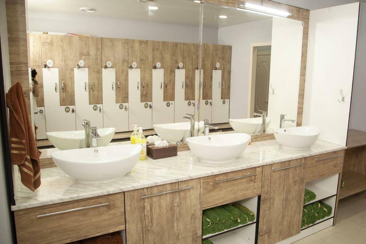 Wantong Hotel Taszkent Zewnętrze zdjęcie